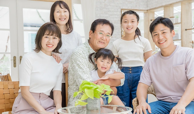 久しぶりに会ったら親が老けた…それは危険サイン？見逃してはいけない変化と今すぐできる対策